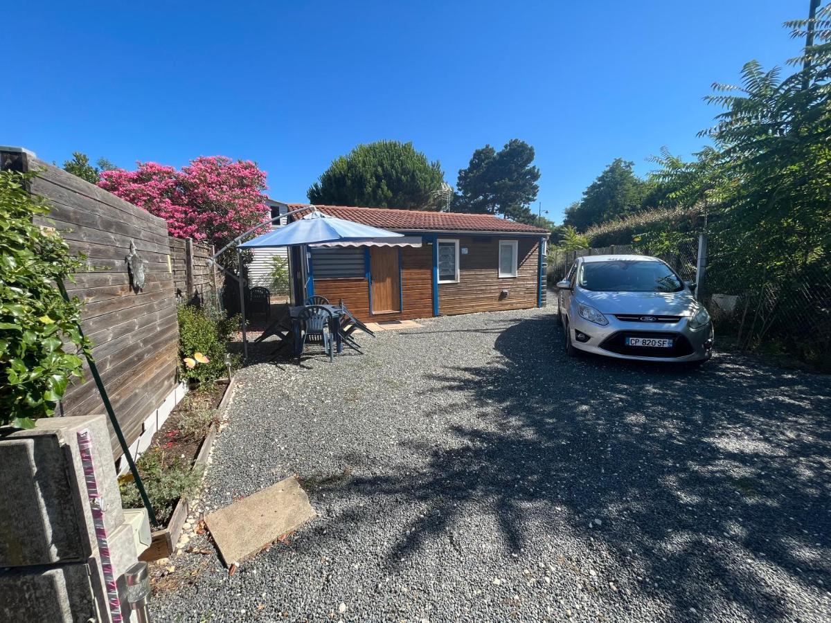 Chalet Agreable En Bord En De Mer. Port-des-Barques